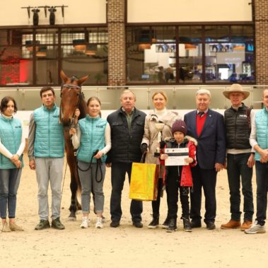 Конная Россия прошла в 8-й раз в Maxima Park!